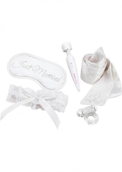 Bodywand 5 Piece Honeymoon Gift Set White